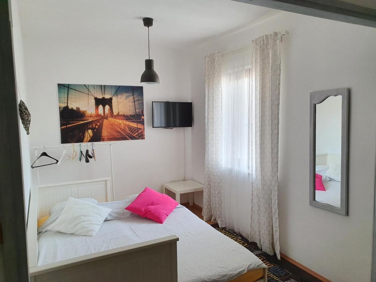 Aenona Sunny Apartment Vrsi Buitenkant foto