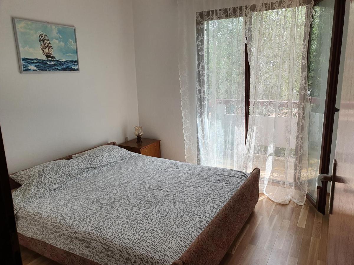Aenona Sunny Apartment Vrsi Buitenkant foto
